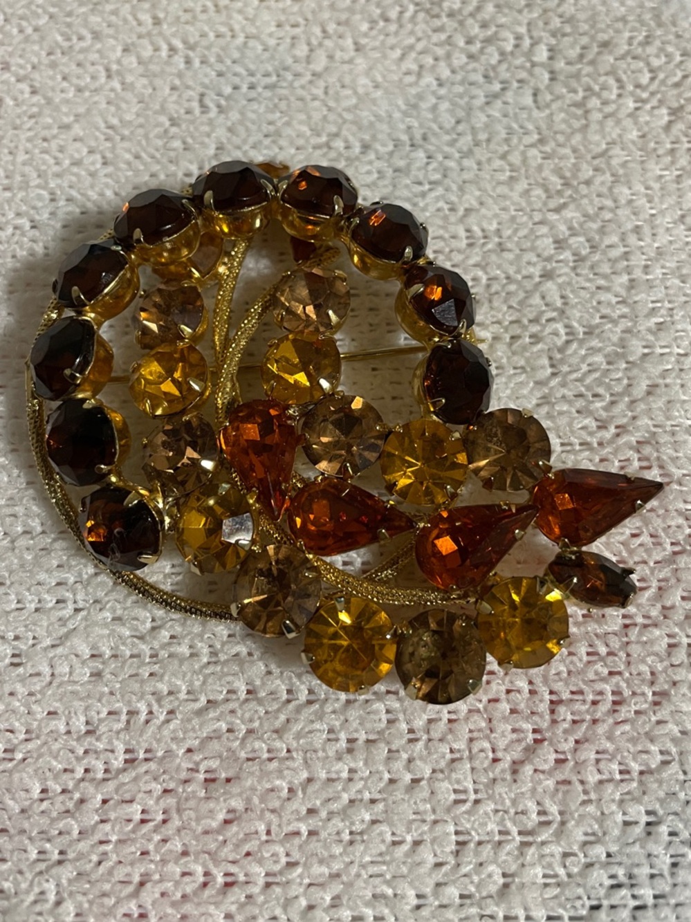 Vintage Three Colour Amber Gold Tone Brooch